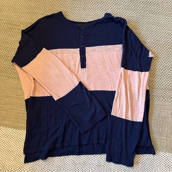 360 Sweater | Pink Blue | Size XS - Picture 1 of 2